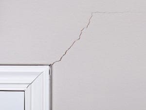 Cracked damage drywall